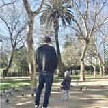 Iker Casillas de paseo con su hijo Martín Casillas