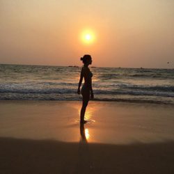 Cristina Pedroche posa en bikini en una playa de la India
