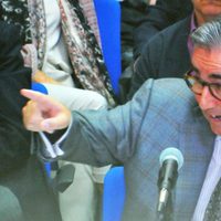 Diego Torres con un dedo acusador en su declaración en el juicio por el Caso Nóos