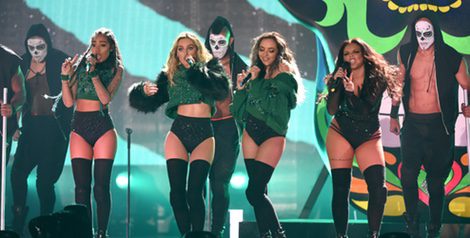 Little Mix en su actuación en los Premios Brit 2016