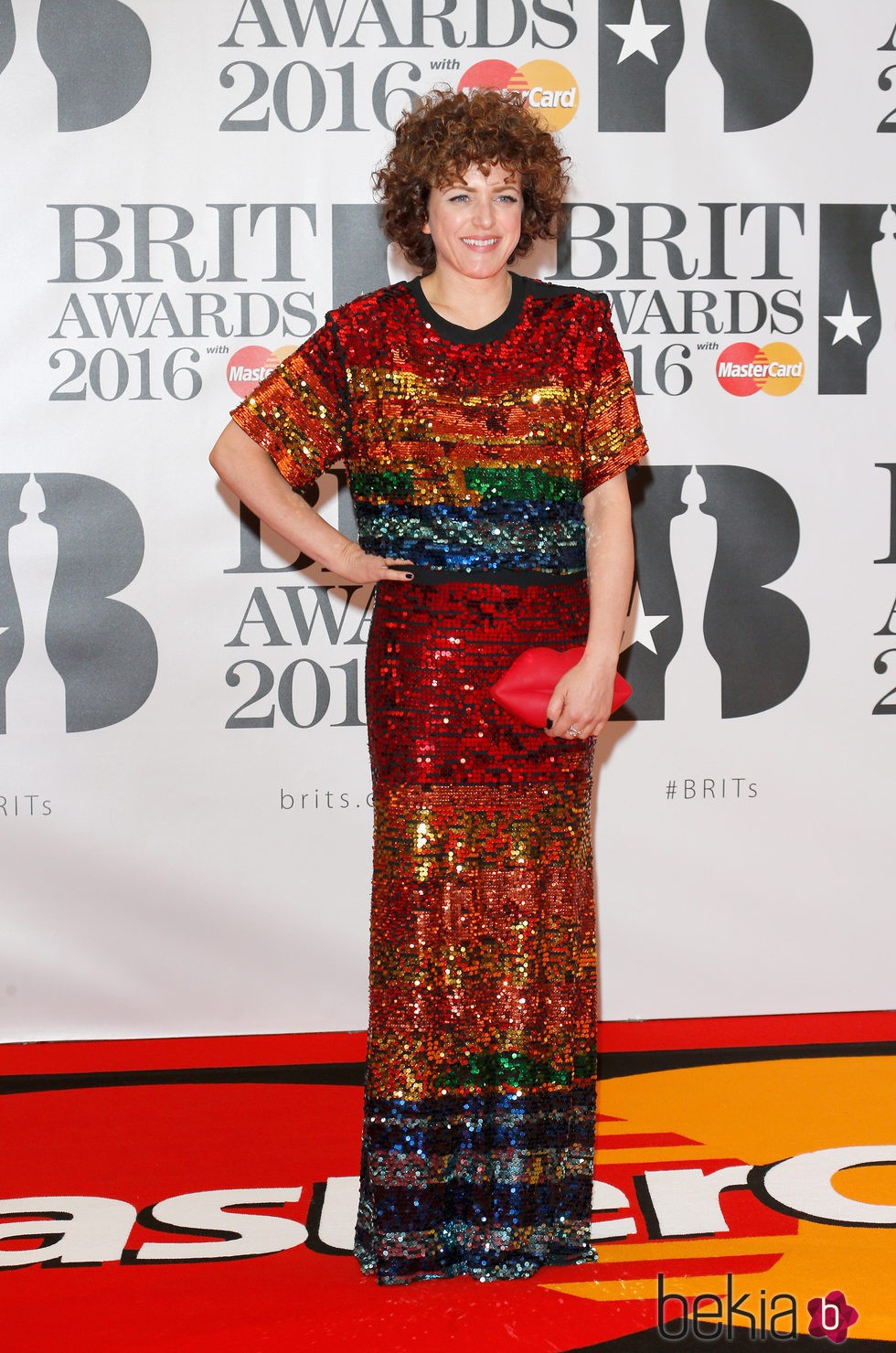Annie Mac en la alfombra roja de los Premios Brit 2016