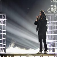 The Weeknd en su actuación en los Premios Brit 2016