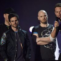 Coldplay recoge su galardón en los Premios Brit 2016