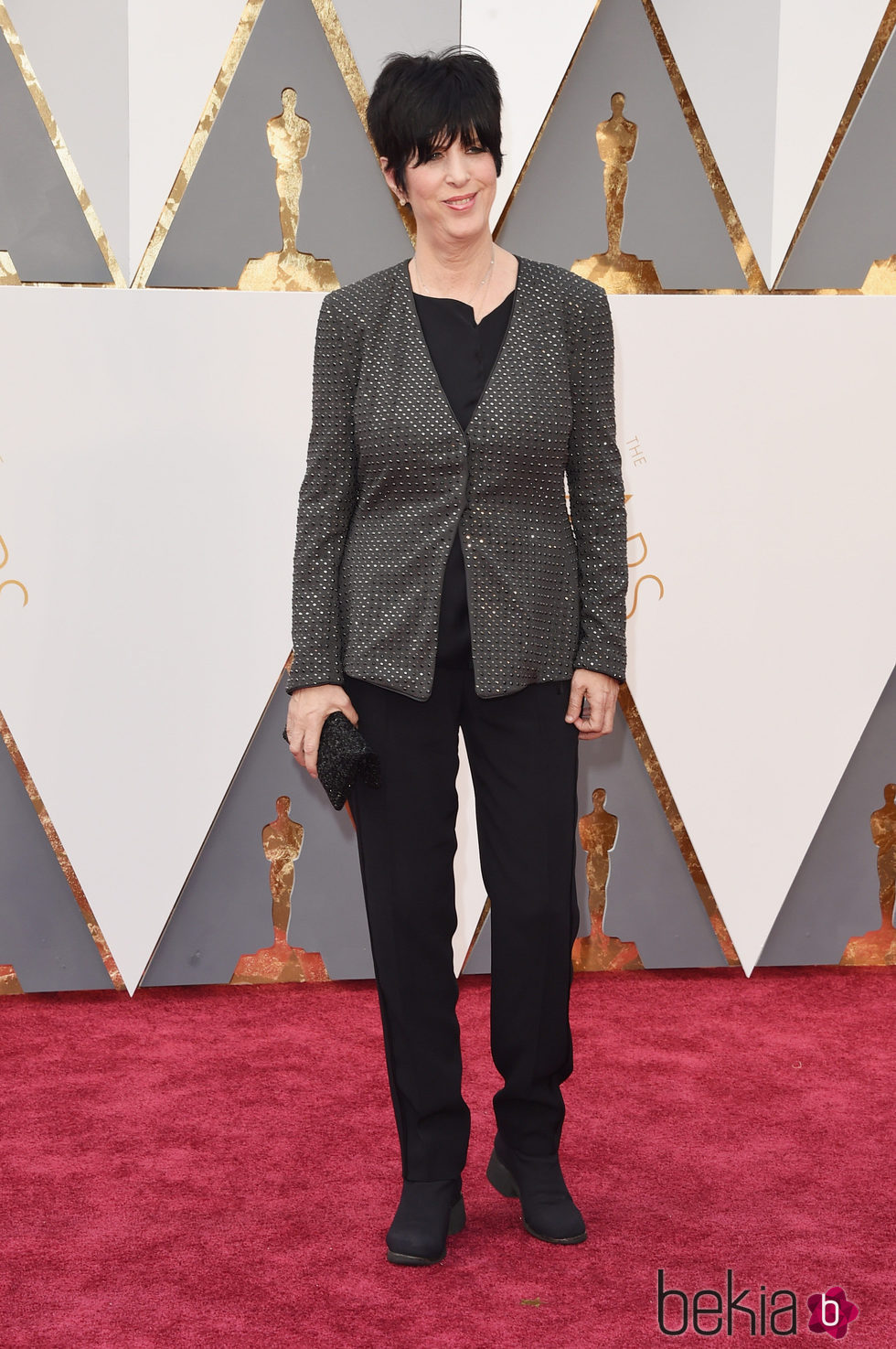 Diane Warren en la alfombra roja de los Premios Oscar 2016