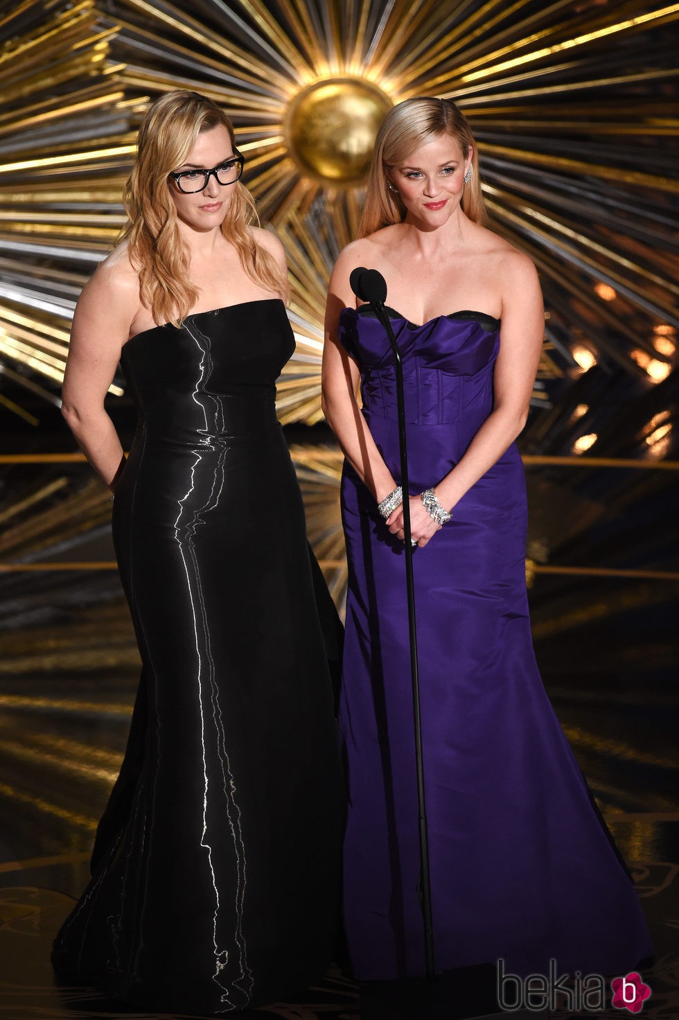 Kate Winslet y Reese Witherspoon en la gala de los Premios Oscar 2016