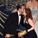 Julianne Moore felicita a Leonardo DiCaprio por su Oscar 2016 a Mejor Actor