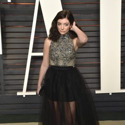 Lorde en la fiesta de Vanity Fair tras los Oscar 2016
