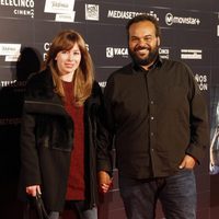 Carlos Jean y su mujer Manuela en el estreno de la película 'Cien años de perdón'