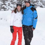 El Príncipe Guillermo y Kate Middleton en la nieve en los Alpes