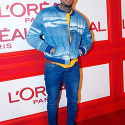 Chris Brown en la fiesta L'Oreal Paris Red Obsession