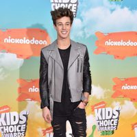 Cameron Dallas en los Nickelodeon Kids' Choice Awards
