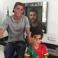 Cristiano Ronaldo felicita el Día del Padre al lado de su hijo Cristiano
