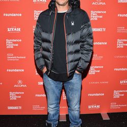 Travis Fimmel en la premiere de 'Maggie's Plan' durante el Festival de Sundance 2016