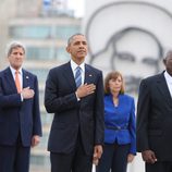 Barack Obama junto al Secretario General en la ceremonia de bienvenida en la plaza de la Revolución en Cuba