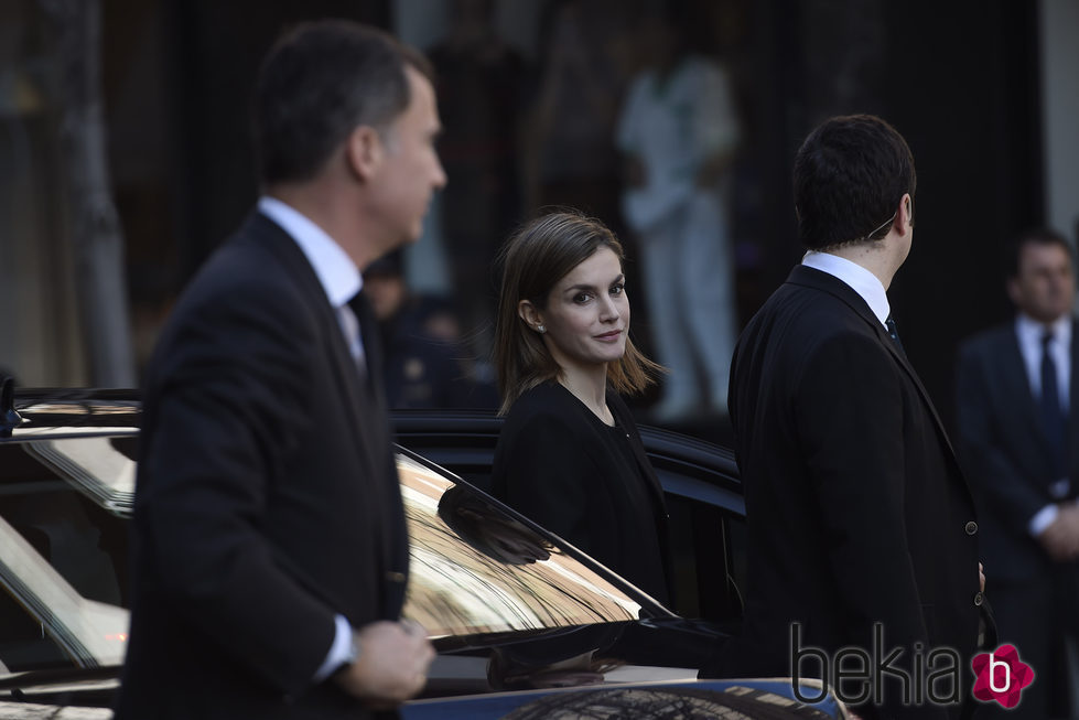 Los Reyes Felipe y Letizia en la residencia del embajador de Bélgica en Madrid