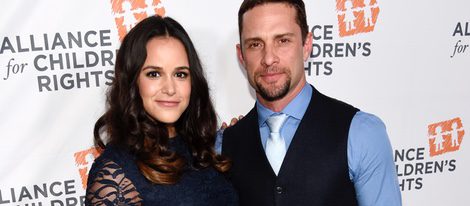 Melissa Fumero junto a David Fumero en una gala benefica