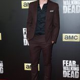 Oliver Stark en el estreno de 'Fear the Walking Dead' en Los Angeles