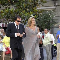 Norma Duval y José Frade en la boda de Paloma Segrelles Emilio Álvarez