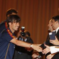 David Silva saluda a la Infanta Cristina en la distinción al Mérito Deportivo 2011
