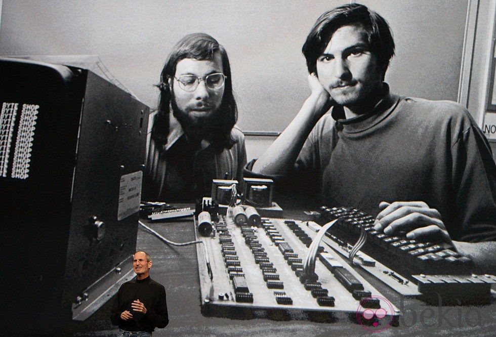 Steve Jobs y Steve Wozniak en los inicios de Apple