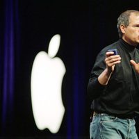 Steve Jobs en la MacWorld de 2002