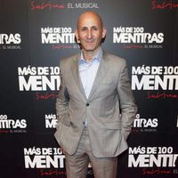 Modesto Lomba en el estreno del musical de 'Más de 100 mentiras'