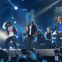 JLS en el concierto 'Michael Forever'