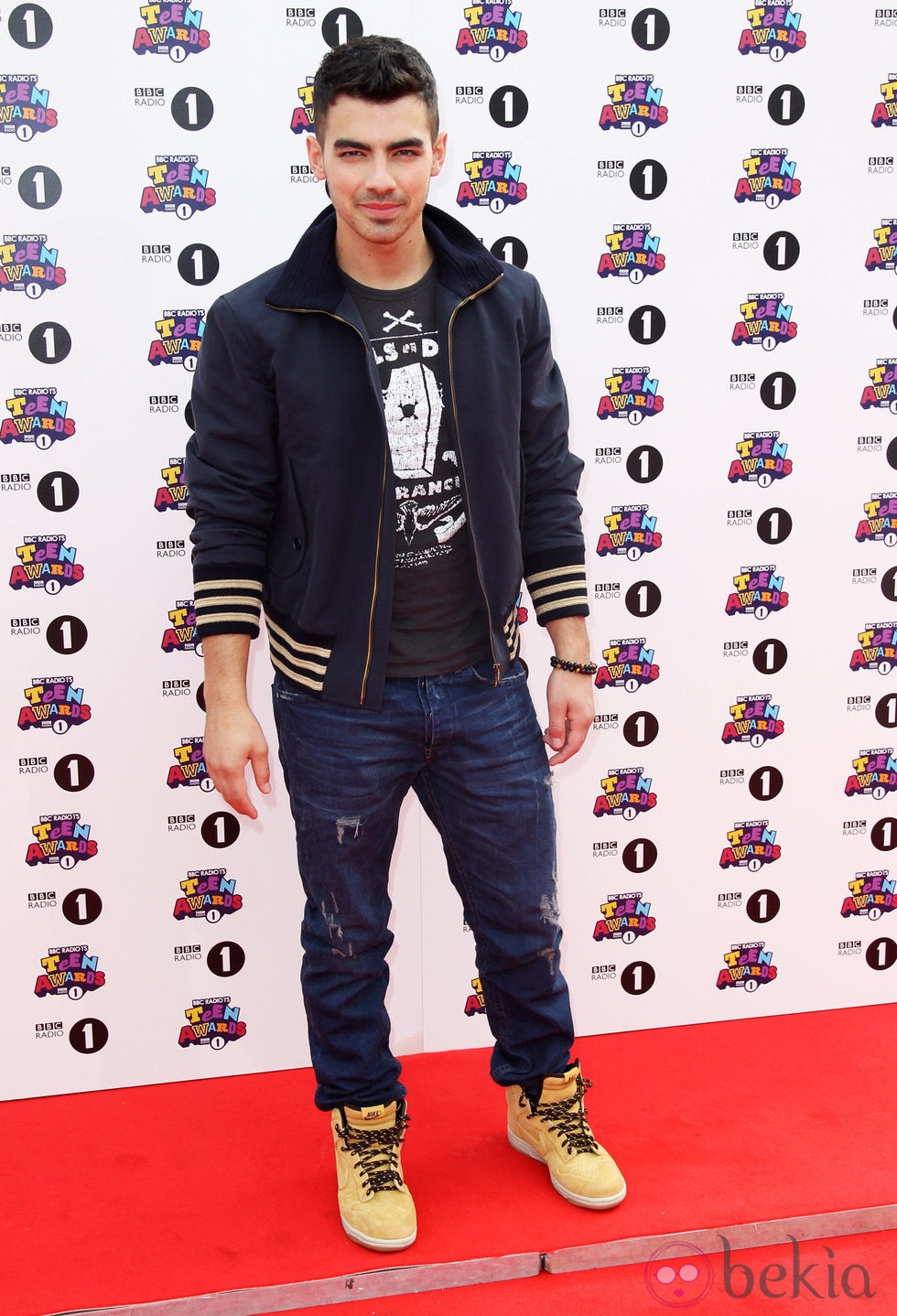 Joe Jonas en los Teen Awards