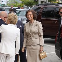La Reina Sofía en un encuentro con la comunidad española en Miami
