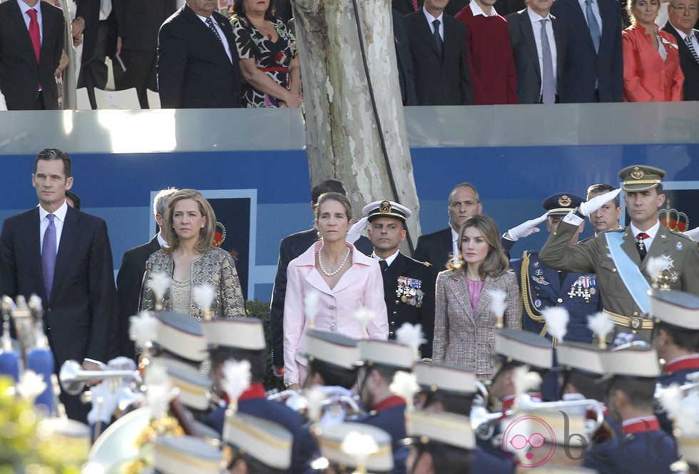 Los Duques de Palma, la Infanta Elena y los Príncipes de Asturias el Día de la Hispanidad 2011