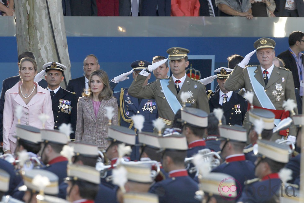 El Rey Juan Carlos, los Príncipes de Asturias y la Infanta Elena el Día de la Hispanidad