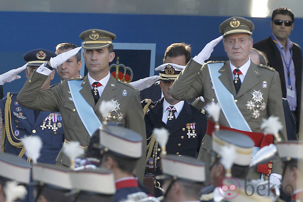 El Rey Juan Carlos y el Príncipe Felipe el Día de la Hispanidad