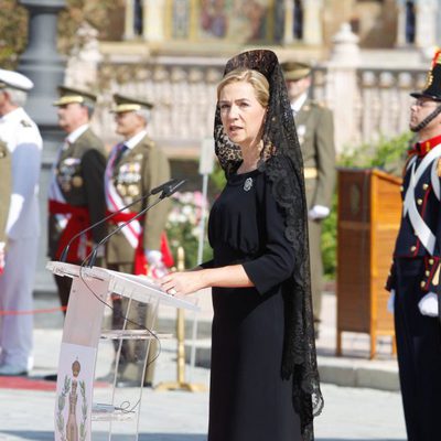 La fugaz y completa visita de la Infanta Cristina a España