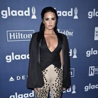 Demi Lovato en el photocall de los Premios GLAAD Media 2016