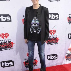 Diane Warren en los Premios iHeartRadio Music 2016