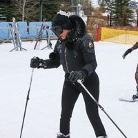 Khloe Kardashian y Kendall Jenner esquiando