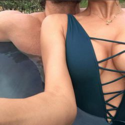 La misteriosa foto de Irina Shayk y Bradley Cooper en una piscina