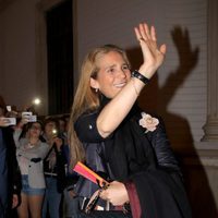 Infanta Elena junto al rey Juan Carlos de Borbón saliendo de misa en Sevilla