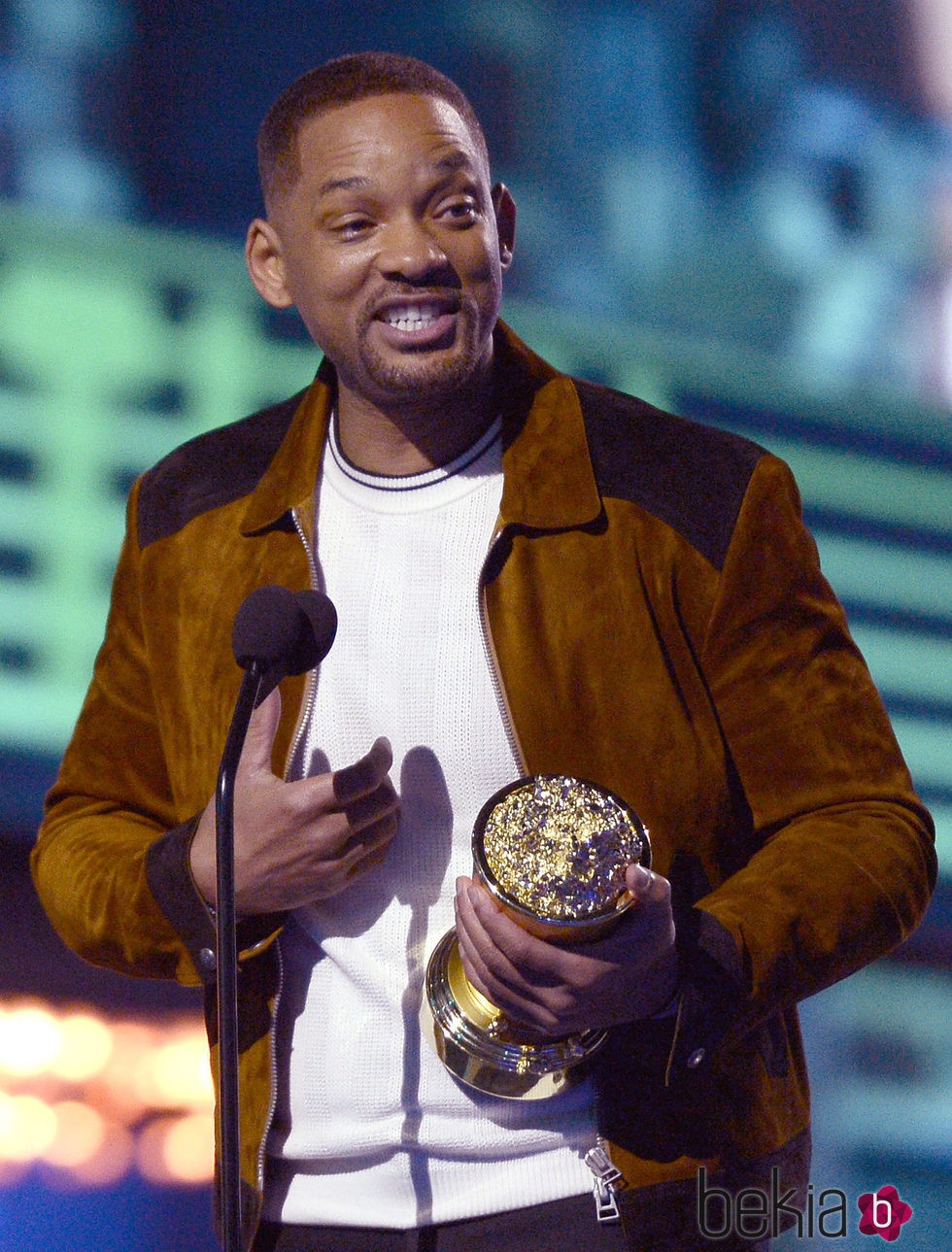 Will Smith recogiendo su Premio MTV Movie Awards 2016