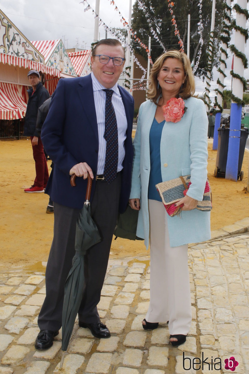 César Cadaval y su mujer Patricia Rodríguez en la Feria de Abril 2016
