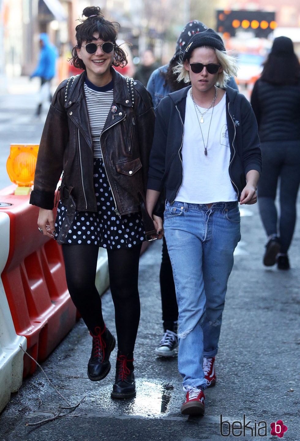Kriten Stewart y su novia Soko paseando por las calles de Nueva York