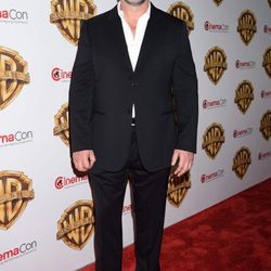 Russell Crowe en la fiesta Warner en la CinemaCon 2016 en Las Vegas