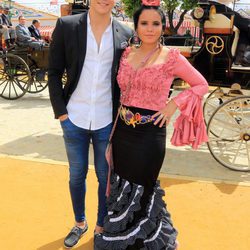 Gloria Camila y Kiko Jiménez en la Feria de Abril 2016