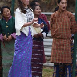 Kate Middleton con cara de sorpresa durante su visita a Bhutan