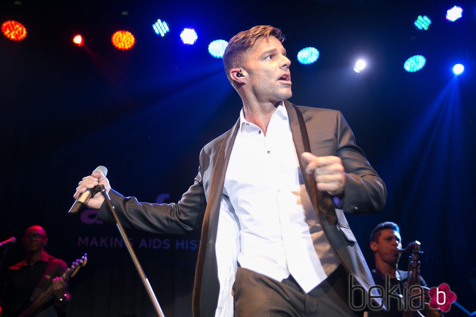 Ricky Martin actuando en la Gala amfAR 2016 de Sao Paulo