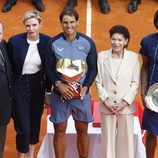 Los Príncipes Alberto y Charlene entregan a Rafa Nadal el trofeo del Masters 1000 Montecarlo 2016