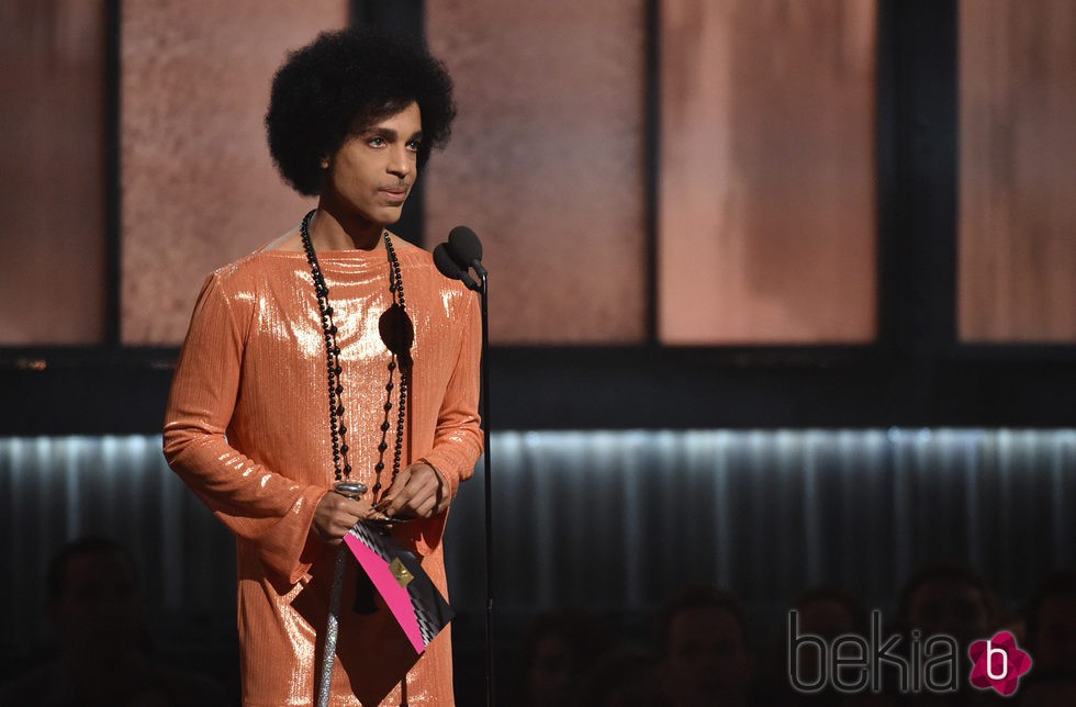 Prince en los Premios Grammy 2015