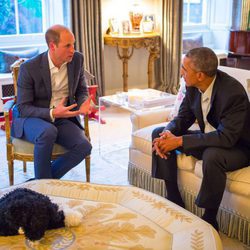 El Príncipe Guillermo con Barack Obama en Kensington Palace