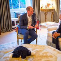 El Príncipe Guillermo con Barack Obama en Kensington Palace