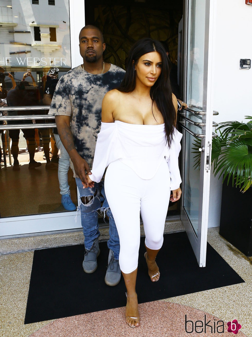 Kim Kardashian y Kanye West en Miami